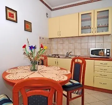 In With Terrace, Air Conditioning, Wifi 654-1 * Sukošan